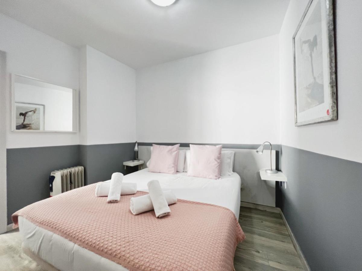 Stay U-Nique Apartments Grandegracia Barcelona Ngoại thất bức ảnh